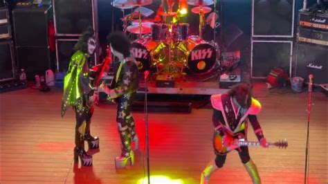 Kiss Tribute Band Rock And Roll Over Performing “detroit Rock City