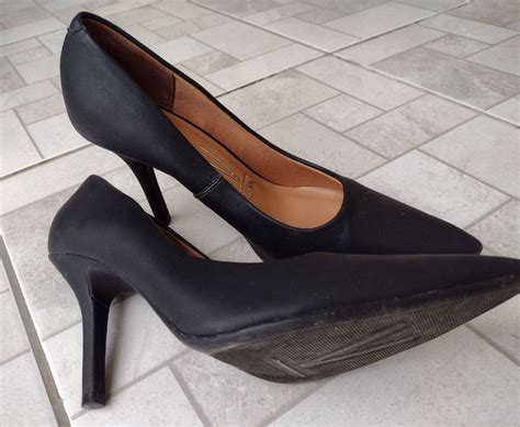 Scarpin Preto Sapato Feminino Satinato Usado Enjoei