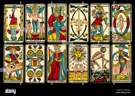 Marseille tarot fotografías e imágenes de alta resolución Alamy