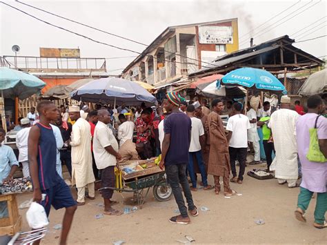Kano Residents Doubt Existence Of #COVID19, Violate NCDC Guidelines