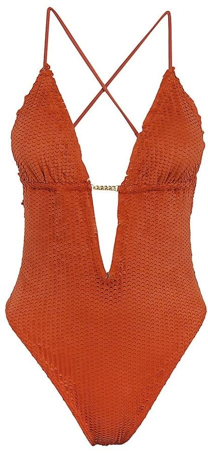 New Hot Sexy Isabela Scalet Bikini Pics