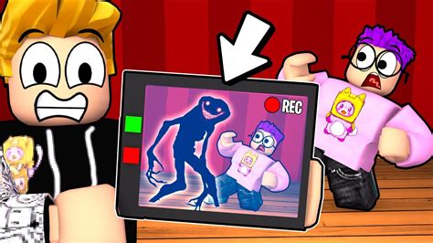Hunting For Ghosts In Roblox Lankybox Goes Ghost Hunting In Roblox