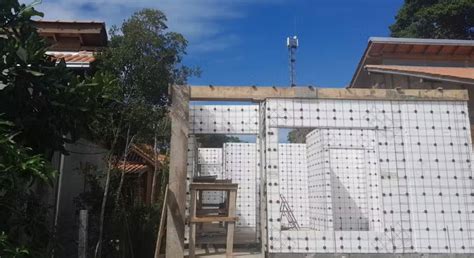 VÍDEO casal viraliza ao construir casa de isopor em SC OCP News As