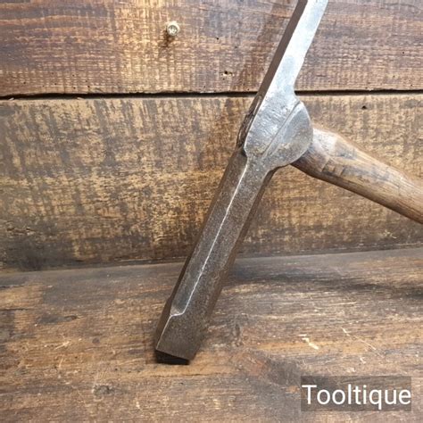 Rare Large Antique High Quality Cobbling Or Pavers Hammer Refurbished