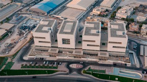 Primer Edificio Del Mundo Con La Forma Del A O En Doha Catar