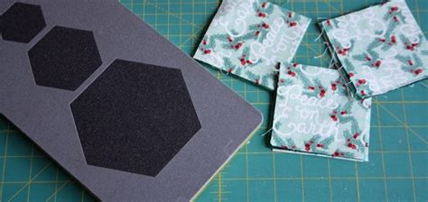 Modern Holiday Hexagon Placemats: A Quilting Tutorial