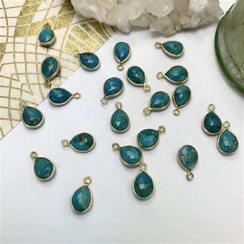 Turquoise Reconstituted Faceted Small Drop Kt Gold Vermeille