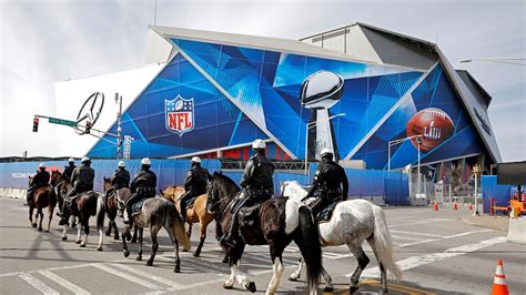 Patriots Super Bowl parade: Bud Light to give out free beer to fans | Fox Business