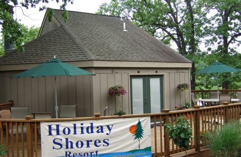 Holiday Shores Resort (Lake Ozark, MO) - Resort Reviews - ResortsandLodges.com