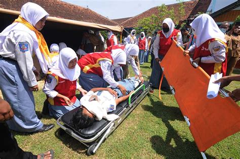 Simulasi Kesiapsiagaan Bencana Koran Jakarta