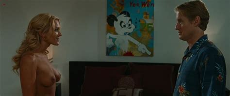 Naked Nicky Whelan In Hall Pass