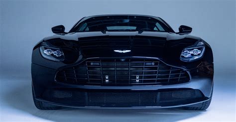 New Aston Martin Vantage Grill - astonmartinlagonda21