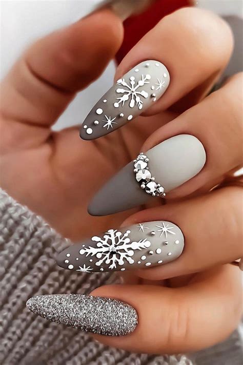 40 Gorgeous Ideas For Winter Nails That Youll Love May The Ray