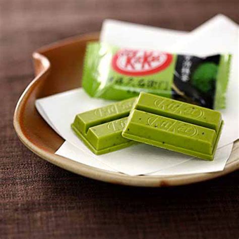 ITOHKYUEMON Kyoto Uji Matcha Kit Kat 12pcs - Made in Japan - TAKASKI.COM