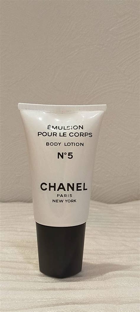 ヤフオク 1円 CHANEL No 5 EMULSION POUR LE CORPS ボデ