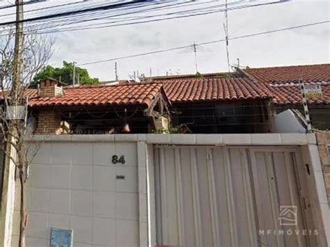 Casa na Rua Inácio Vasconcelos 84 Messejana em Fortaleza por R 470