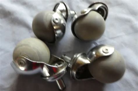 Vintage Roulettes Boule A Platine Pivotantes Pour Meubles Lot De