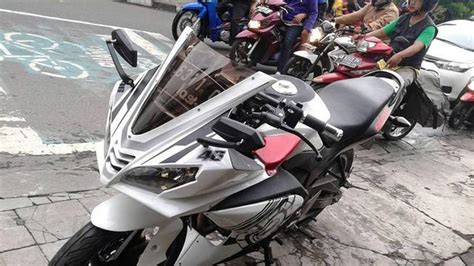 Ubah Naked Honda CB150R Lebih Sporty Galeri Otosia