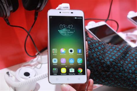 MWC 2016 Lenovo Vibe K5 Plus Amanz