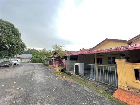 Single Storey Terace Intermediate Facing Padang Permainan Taman Meru