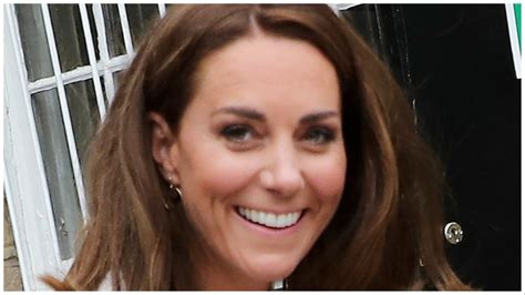 Kate Middleton Apologizes After Her Photo Editing Fail Entertainer News