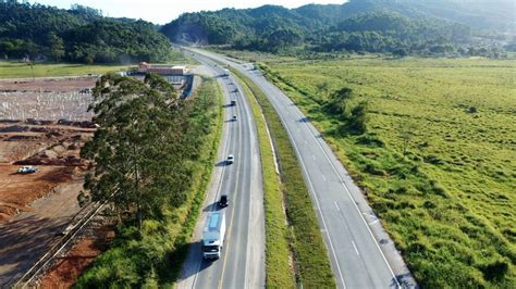 Obras de duplicação da BR 470 chegam a mais de 50 de execução