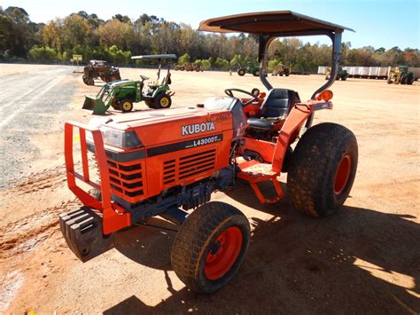 Kubota L4300dt Farm Tractor J M Wood Auction Company Inc