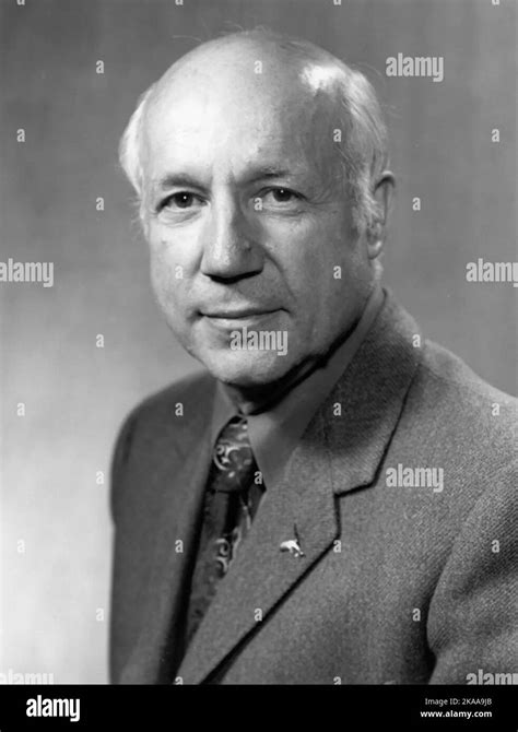 1961 Nobel Prize In Chemistry Hi Res Stock Photography And Images Alamy