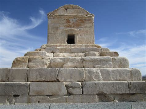 Cyrus tomb 2 – Article 18