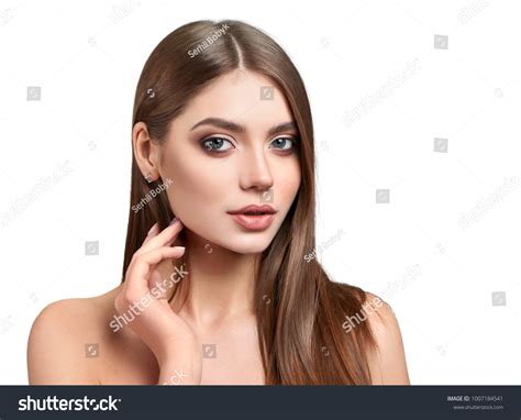 Fullface Portrait Beautiful Greeneyed Brunette Model Stock Photo Shutterstock