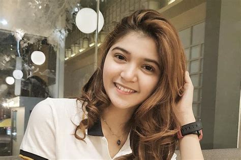 Biodata Melsy Delsini Keturunan Umur Keluarga Hingga Pacar Pemeran