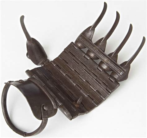 Indian Maharashtra Bagh Nakh Tiger Claws 18th To 19th Century The