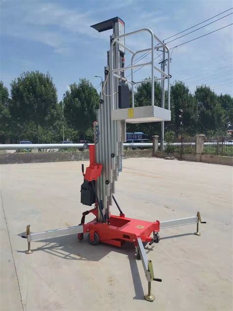 Feet Of Horizontal Outreach Vertical Mast Manlift Aerial Work