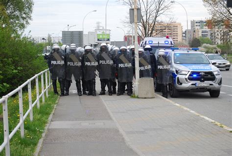 Czterech pseudokibiców zatrzymanych po derbach Rzeszowa Są zarzuty