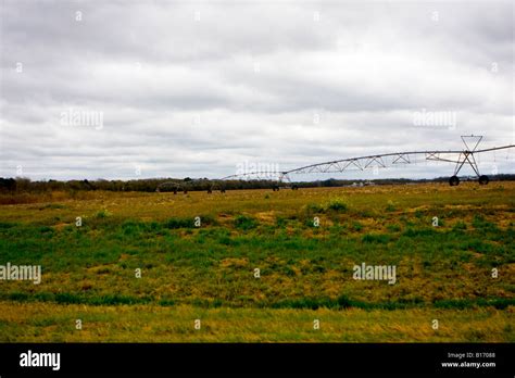 Farm Field And A Center Pivot Irrigation System Stock Photo Alamy