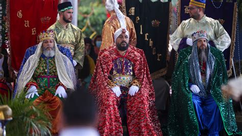 Así se celebró el Desfile Nacional de los Reyes Magos en Juana Díaz