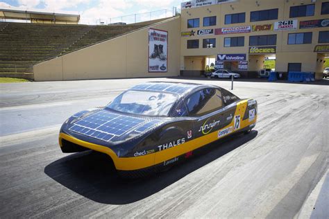 3 Reasons Solar Powered Cars Are The Next Big Thing