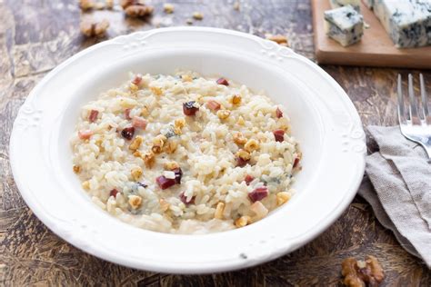 Risotto Con Gorgonzola Noci E Speck Ricetta Confortevole E Gustosa