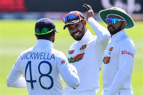 Dhananjaya De Silva Emotes As Kusal Mendis Watches Espncricinfo