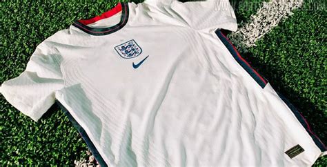 Sale > england kit 2022 > in stock