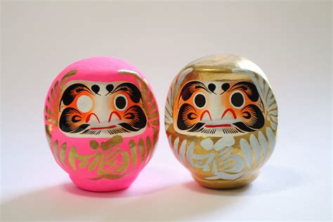 Discover Japanese Daruma Dolls A Tradition Tich Good Luck Charm