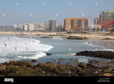 Matosinhos beach hi-res stock photography and images - Alamy