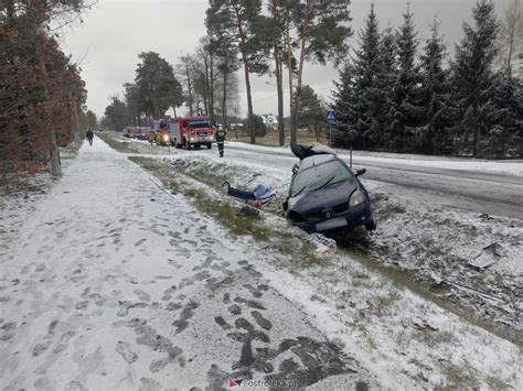 Uwaga Wypadek W Zderzeniu Busa I Osob Wki Poszkodowane Dwie Osoby