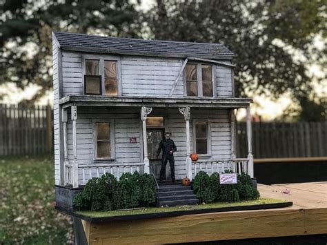 Halloween 1978 Michael Myers House Diorama Neca Scale Halloween