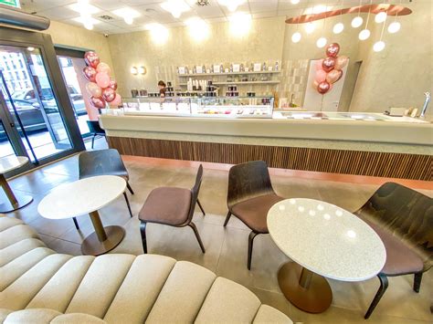 Luksusowa Cukiernia Deseo Patisserie Chocolaterie W Warszawie Ul