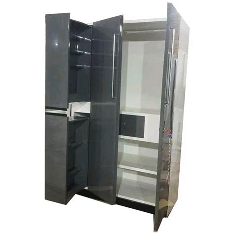 With Locker Hinged Door Powder Coated Mild Steel Almirah Shelves