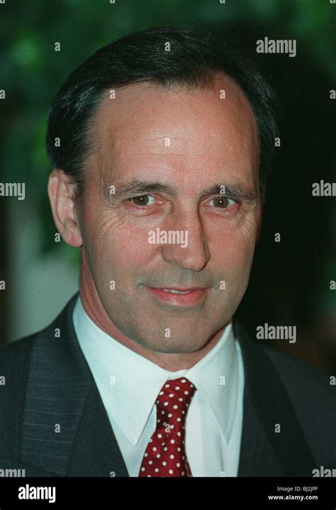 PAUL KEATING AUSTRALIAN PRIME MINISTER 27 October 1993 Stock Photo - Alamy