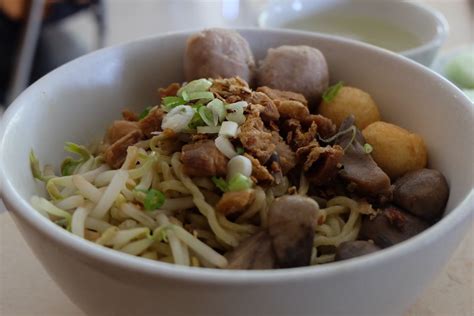 Bakmi Golek Sentul Bogor Lengkap Menu Terbaru Jam Buka And No