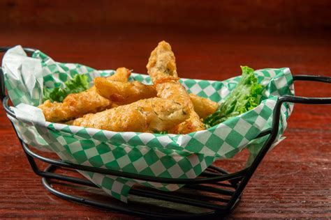 Deep Fried Pickles Food Lynchs Irish Tavern Irish Restaurant In Mi