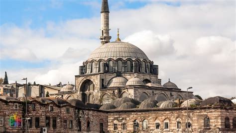 Rüstem Paşa Camii Hakkında Bilgiler Ziyaret Ulaşım fazlabilgicom1